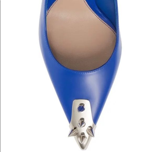 Alexander McQueen - Picture 5 of 6